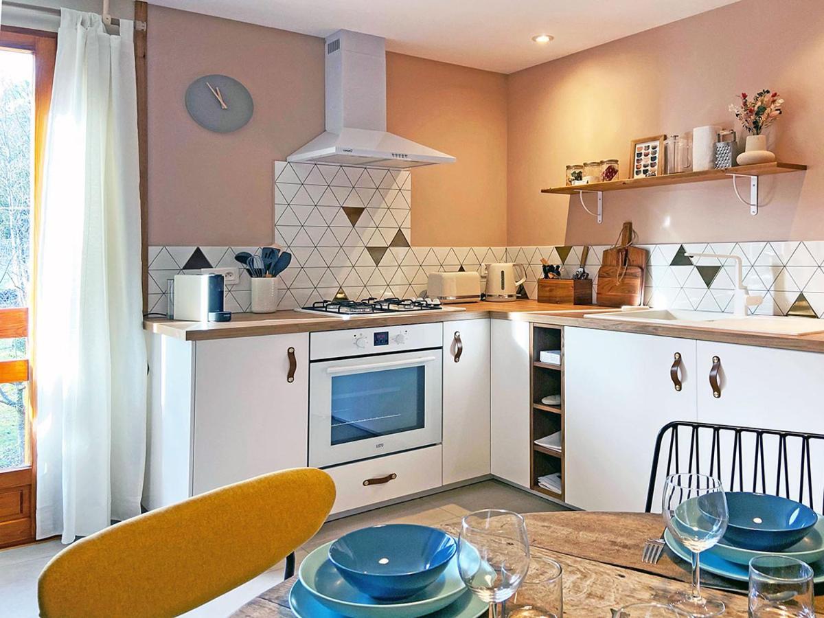 Le Chat Perche - Appartements 3 Etoiles Spacieux Et Chaleureux A Allemond Exteriör bild